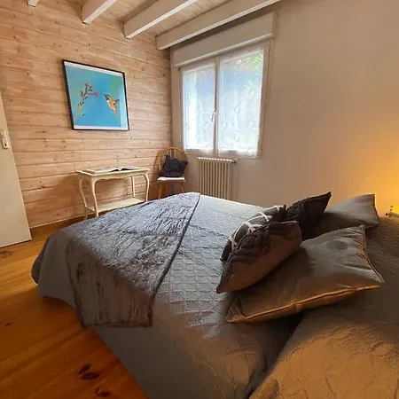 Dom wakacyjny La Maison De Mamie Pessac